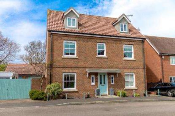 5 Bedroom Detached